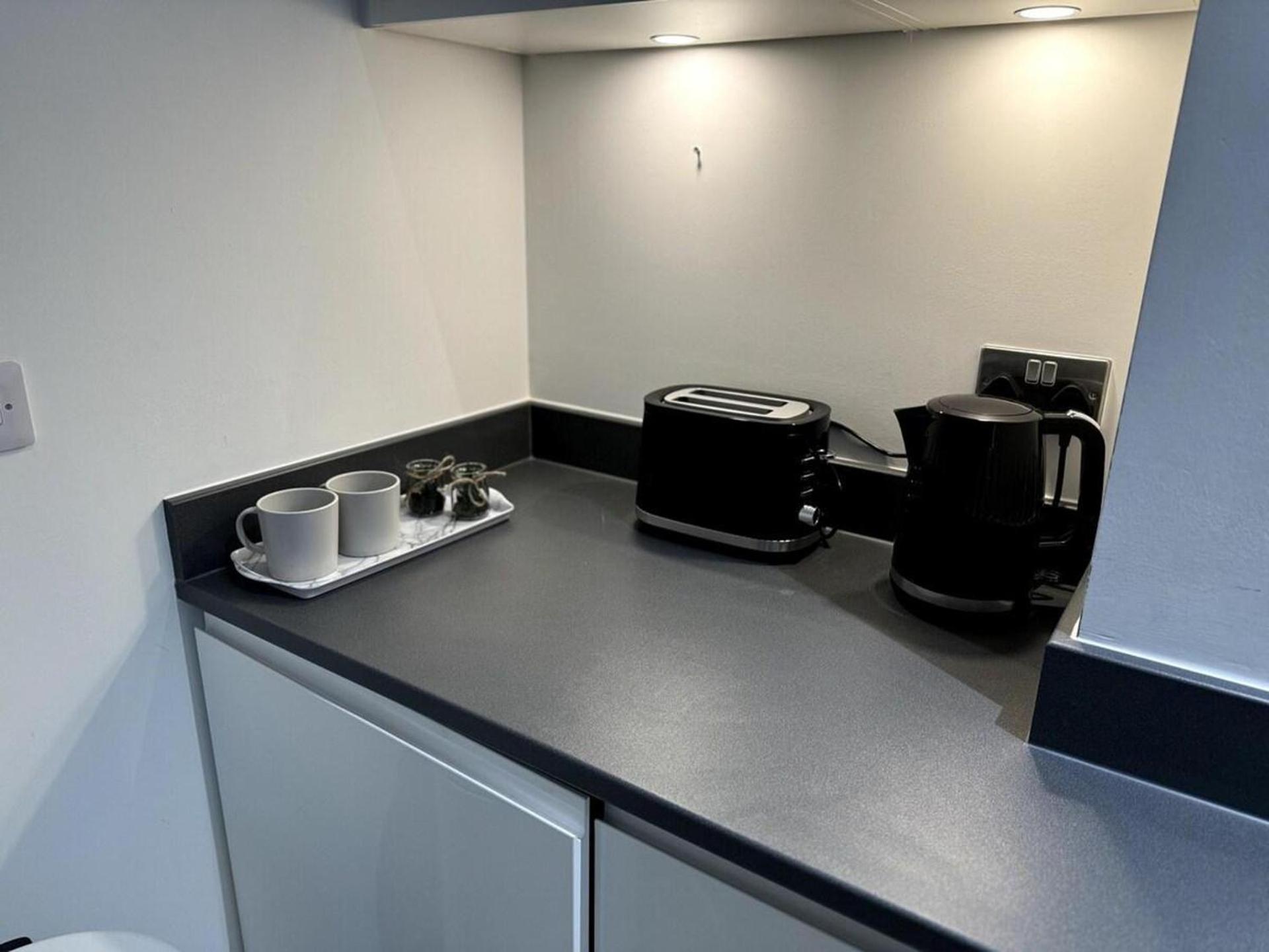 Cozy Bracknell Apartment With Modern Amenities Esterno foto